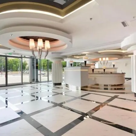 Gc Sun Club Family Spa & Sauna & Jacuzzi & Pool *